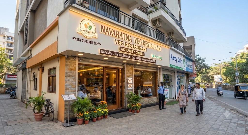 Navaratna Veg Restaurant
